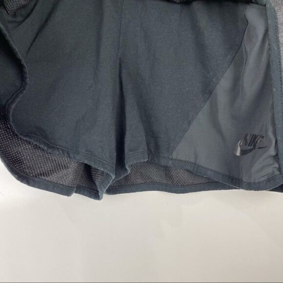 Nike Dark Grey Black Tennis Skirt Athletic Shorts Y2K Women's Size Small - Picture 3 of 6